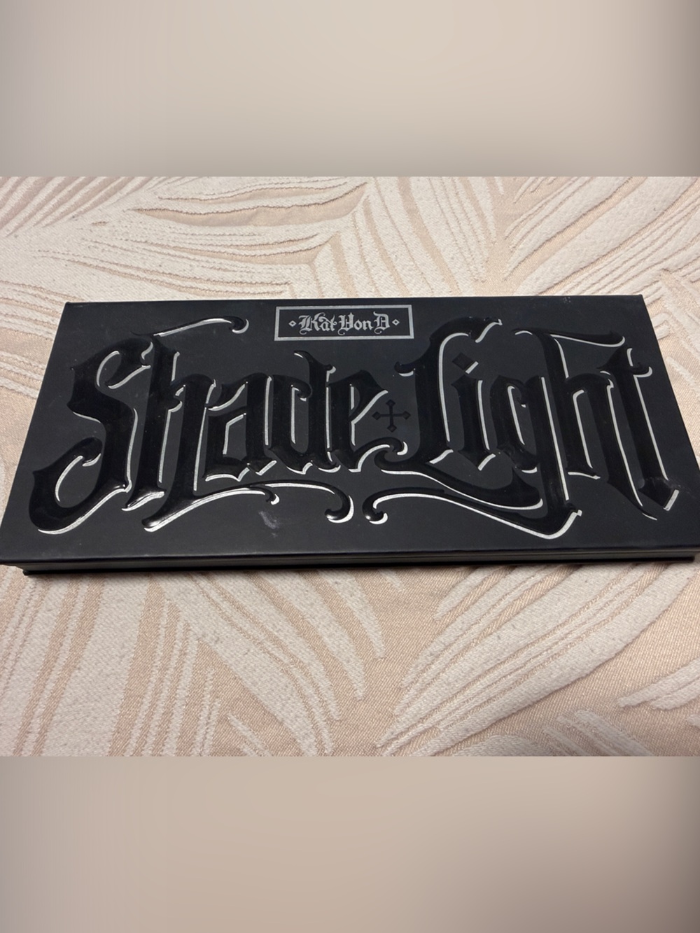 Kat Von D Shade + Light Contour Palette